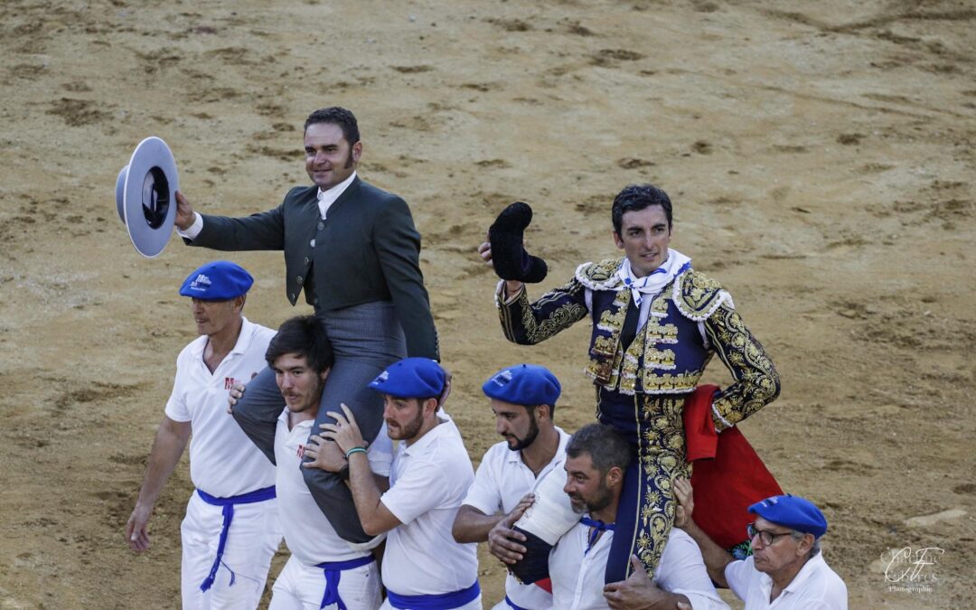 MONT DE MARSAN (24.04.2022) – Retour en images sur la grande corrida de Pedraza de Yeltes et le triomphe de Thomas Dufau.