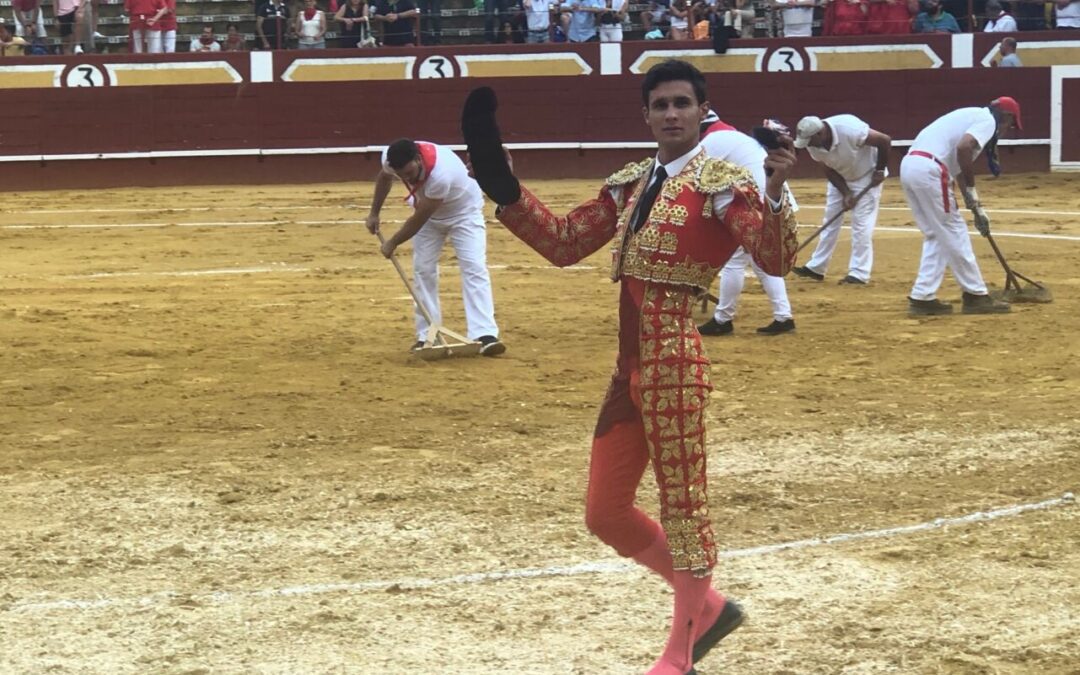 Grave blessure pour le matador de toros MANUEL DIOSLEGUARDE…