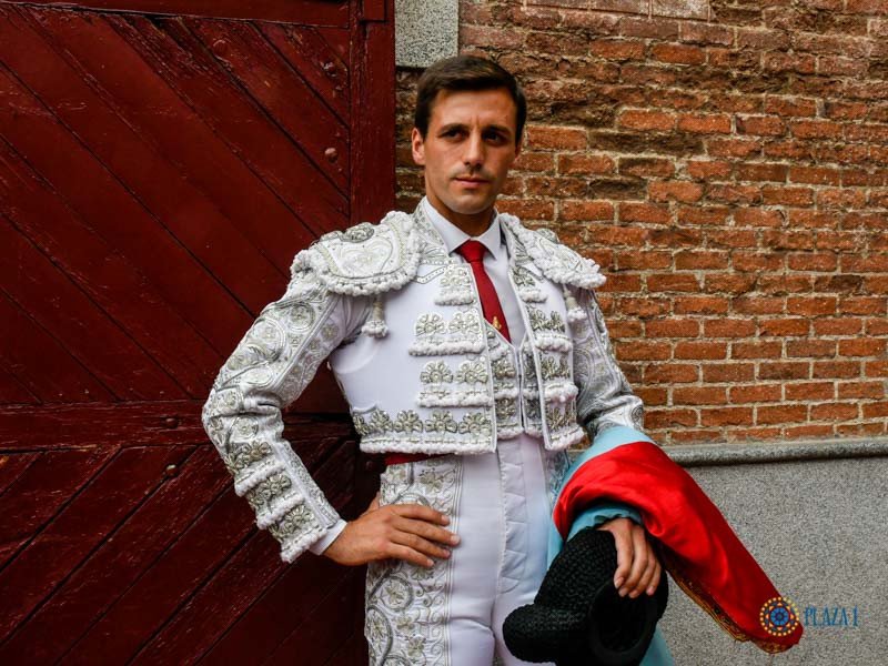 FRANCISCO MONTERO et ses apoderados se séparent …