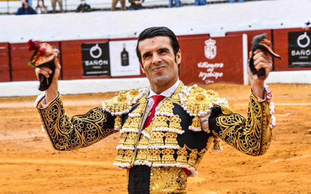 VILLANUEVA DEL ARZOBISPO (24.04.2021) – Nouveau triomphe pour EMILIO DE JUSTO qui coupe trois oreilles…