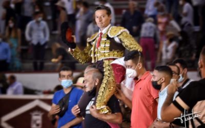 COLMENAR VIEJO (31.08.2021) – La grande tarde de DIEGO URDIALES qui coupe trois oreilles dont deux d’un toro de vuelta (VIDEO)