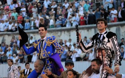 ARLES (11.09.2021) – Quel plaisir cette Corrida Goyesque ! ALEJANDRO TALAVANTE et ANDRES ROCA REY sortent par la Grande Porte !