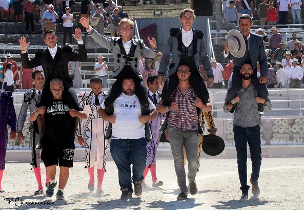 ARLES (12.09.2021, matinale) – Six oreilles, une queue, trois jinetes et le mayoral de Los Espartales à hombros !