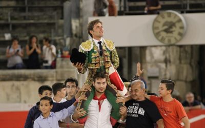 NÎMES (18.09.2021, tarde) – Avec trois oreilles, JUAN LEAL ouvre la Porte des Consuls .