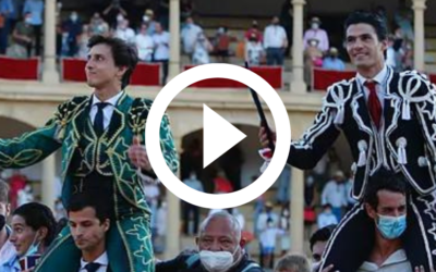 RONDA (04.09.2021) – ANDRES ROCA REY et PABLO AGUADO sortent en triomphe de la Corrida Goyesca. (VIDEO).