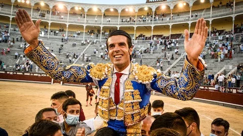 MADRID – EMILIO DE JUSTO seul contre six pour les Rameaux …
