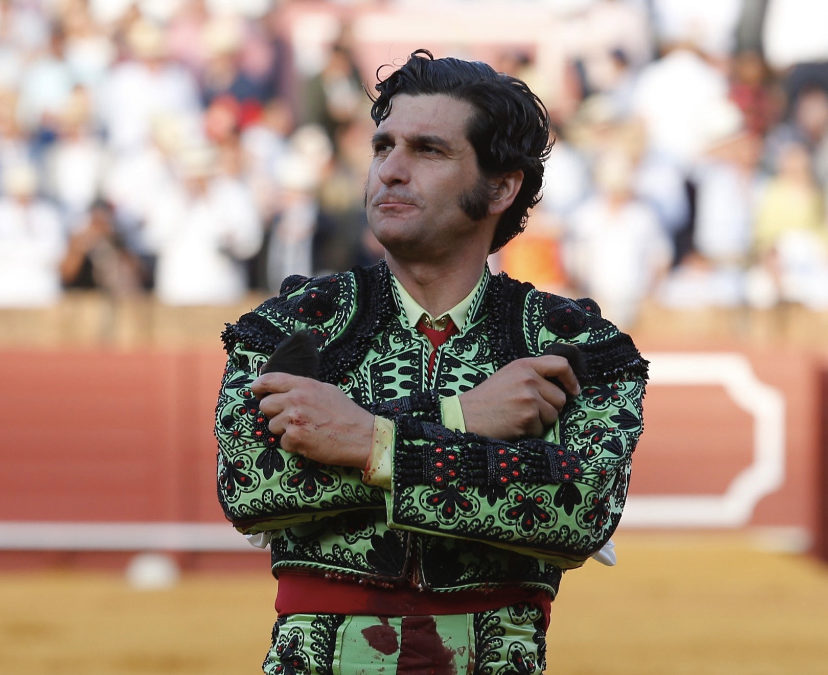 SEVILLE (07.05.2022) – MORANTE DE LA PUEBLA signe la faena de la Feria et coupe deux oreilles d’un sobrero de Garcigrande.