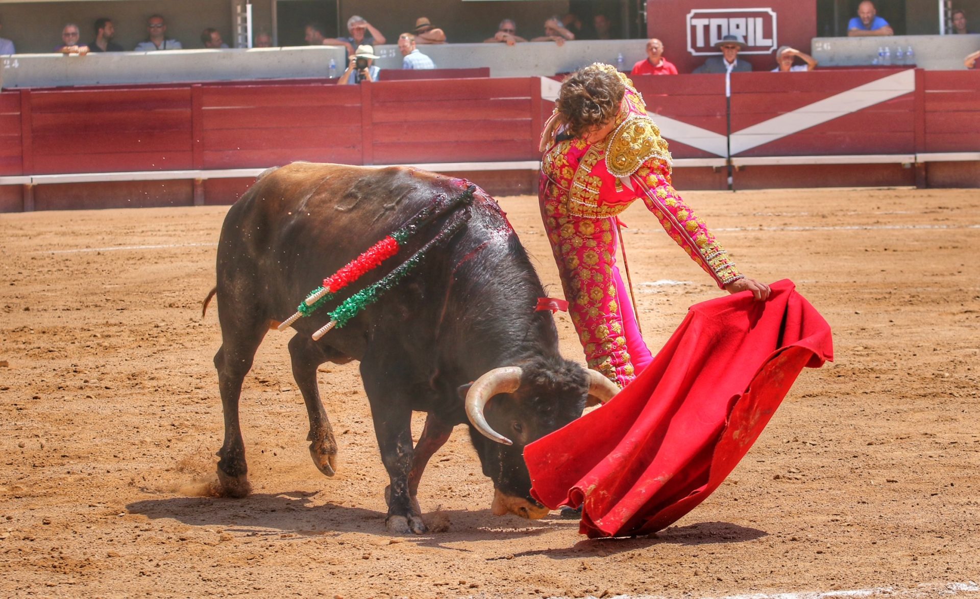 ISTRES (18.06.2022, matin) – A CHRISTIAN PAREJO et JORGE MARTINEZ les seules oreilles d’une décevante novillada…