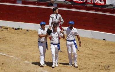 MONT DE MARSAN (23.07.2022, matin) – ALVARO ALARCON, coupe deux oreilles et ouvre la grande porte.