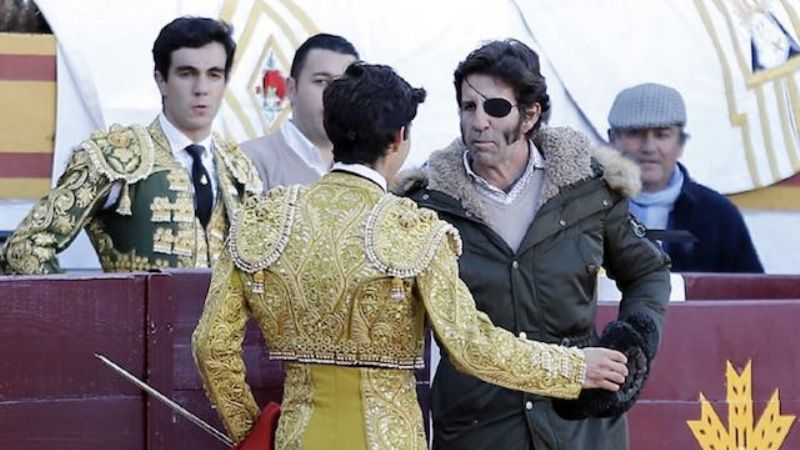 Fin d’apoderamiento entre JUAN JOSE PADILLA et MANUEL PERERA…