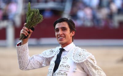 ANGEL TÉLLEZ, nouveau protégé de Simon Casas …