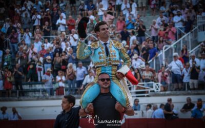 BEZIERS (15.08.2022) – De l’émotion enfin! Grande après-midi de RUBEN PINAR qui coupe quatre oreilles d’une bonne corrida de Miura.