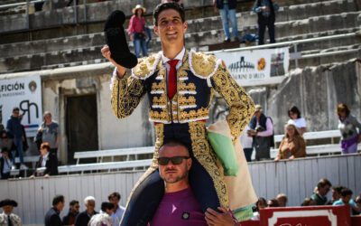 ARLES (09.04.2023, matinale) – YON LAMOTHE ouvre la grande porte avec deux oreilles d’une bonne novillada…