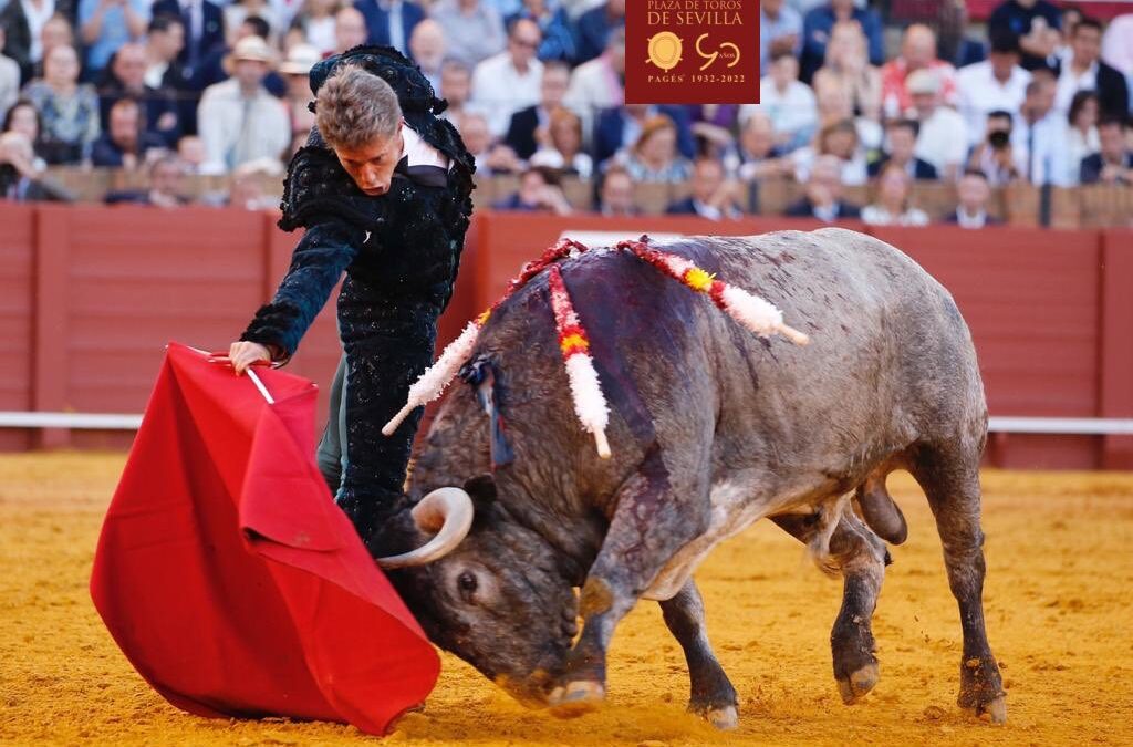 SEVILLE (22.04.2023) – VIDEO // MANUEL ESCRIBANO et “Patatero” au coeur d’une grande corrida de Victorino Martin !